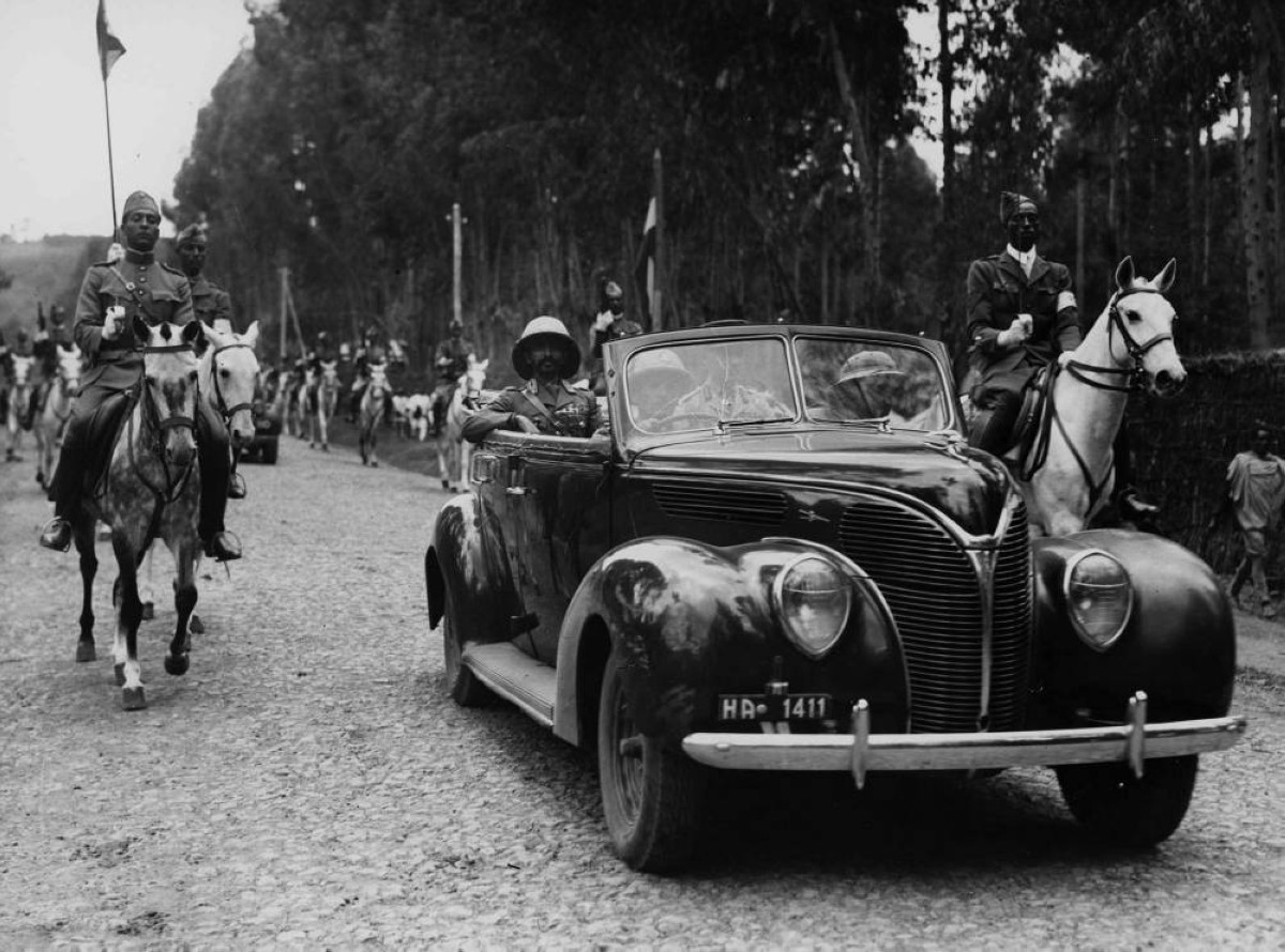 1941 -  الإعلان عن استقلال إثيوبيا وذلك بعد عودة الإمبراطور هيلا سيلاسي.
