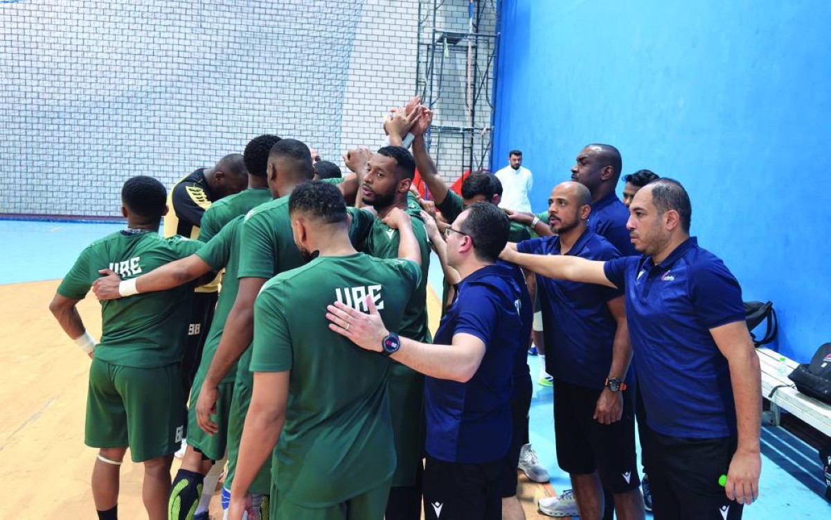 «أبيض اليد» يتطلع للفوز على المغرب في أول لقاءاته بكأس العرب