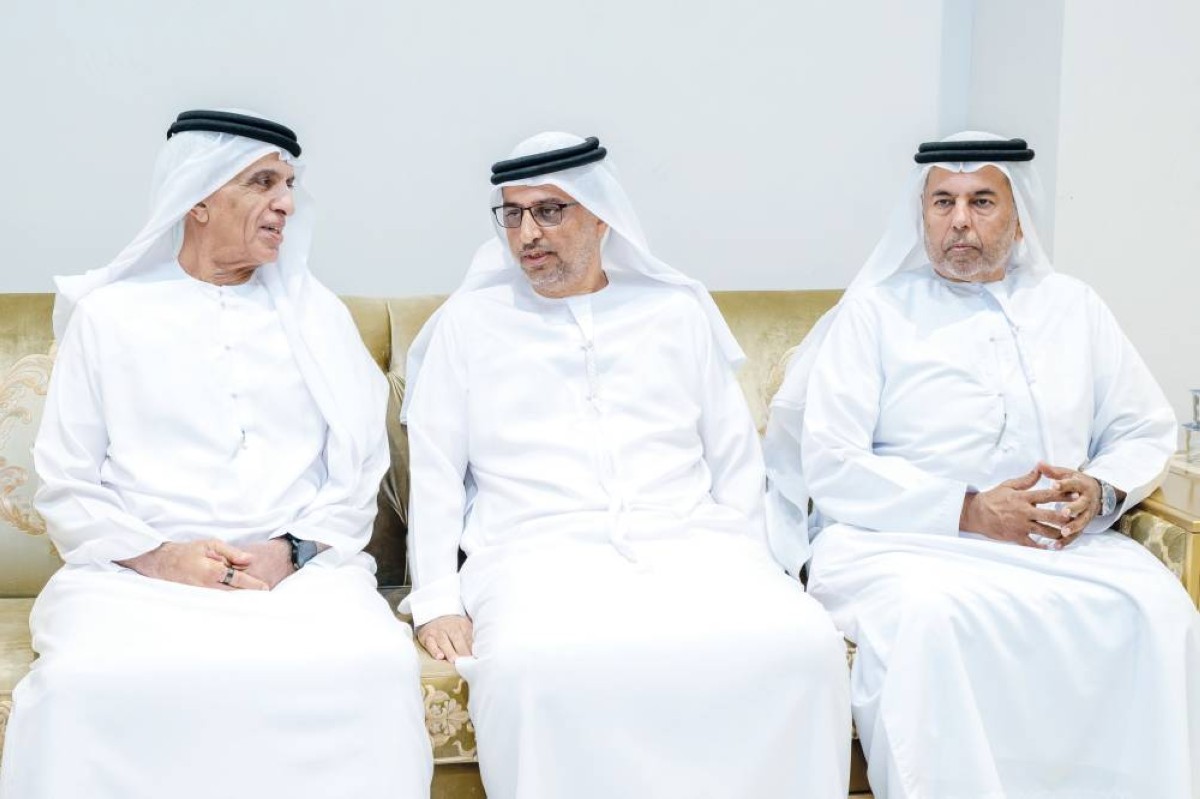 سعود بن صقر معزياً بالفقيد 
