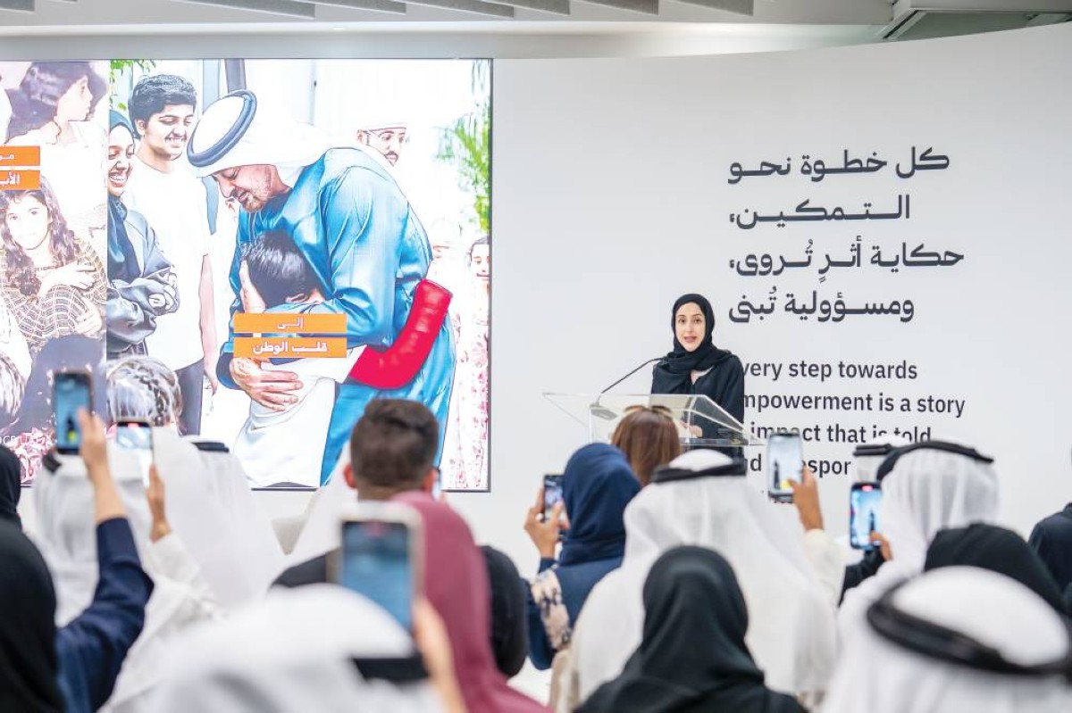 شما المزروعي متحدثة في اللقاء الإعلامي حول الاستراتيجية الجديدة للوزارة