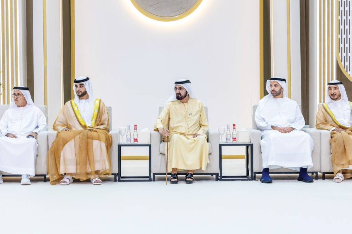 محمد بن راشد خلال الحفل بحضور محمد بن سعود وبطي بن مكتوم والمر بن مكتوم ومكتوم بن بطي بن مكتوم