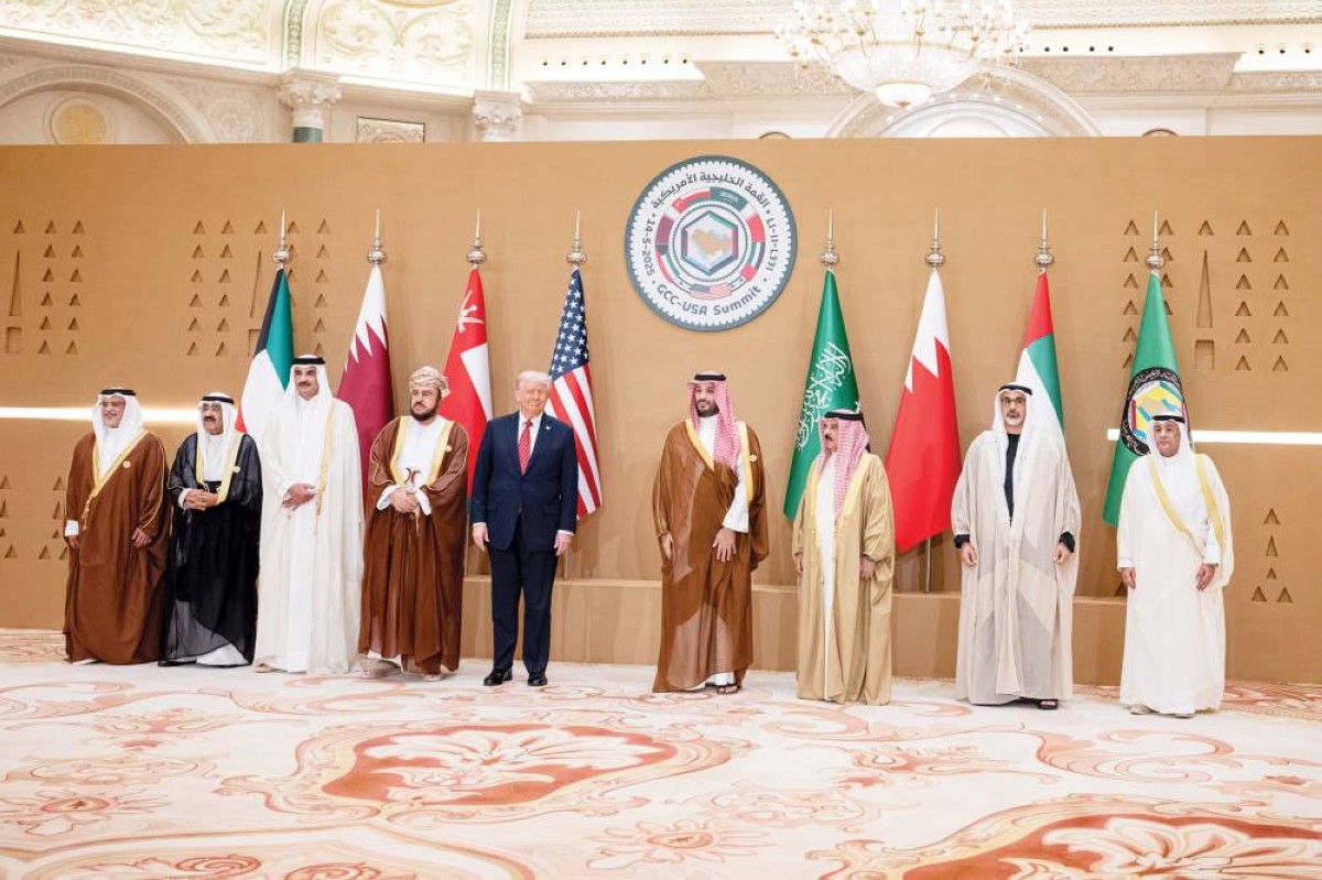 دونالد ترامب ومشعل الصباح وحمد بن عيسى وتميم بن حمد وخالد بن محمد ومحمد بن سلمان وأسعد آل سعيد وسلمان بن حمد وجاسم البديوي خلال القمة