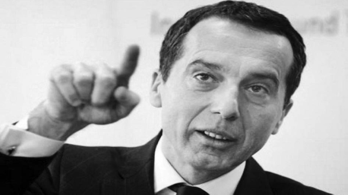 2016 - تعيين كريستيان كيرن مستشاراً اتحادياً للنمسا، بعد أسبوع من استقالة فيرنر فايمان.