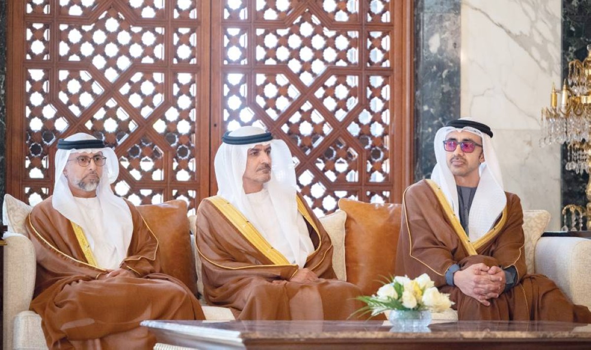  عبدالله بن زايد وعلي الشامسي وسهيل المزروعي 