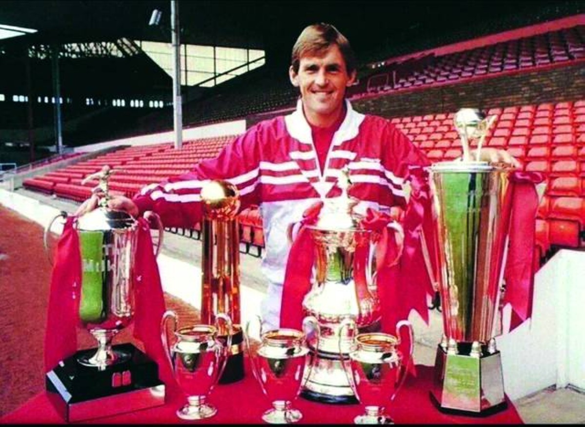 المدرب اللاعب.. خطوة أولى كسرت حاجز «خبرة السنوات»