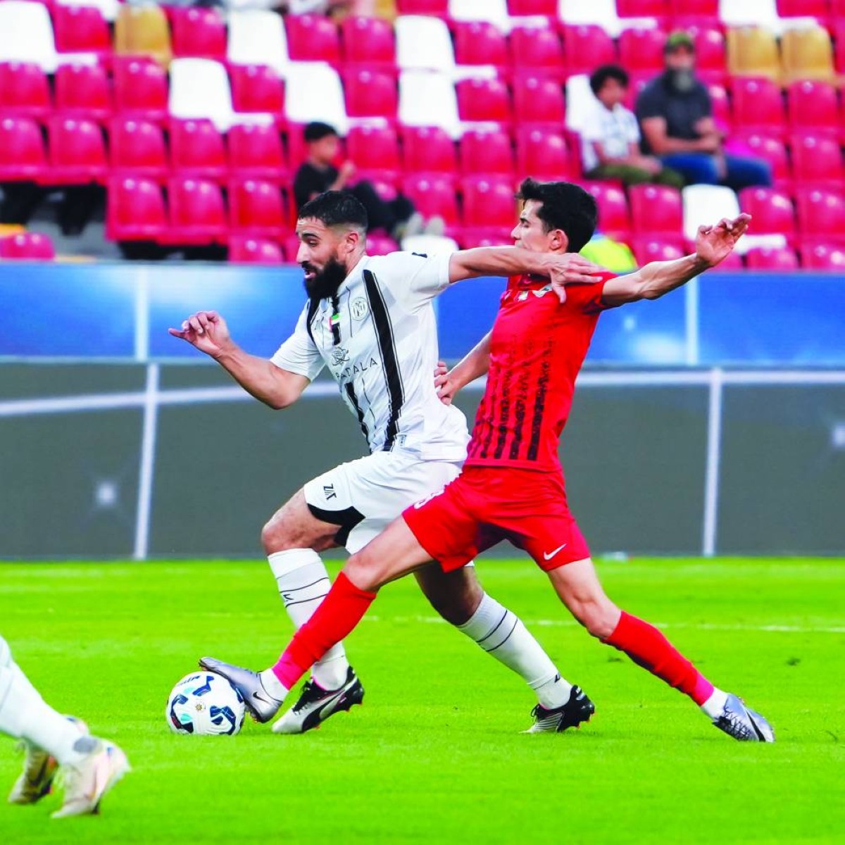 نبيل فقير الأعلى في القيمة السوقية في دورينا 