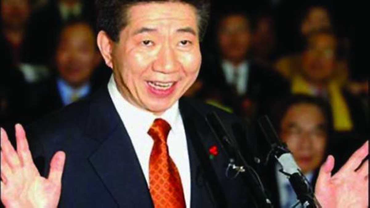 2009 -  الإعلان عن انتحار رئيس كوريا الجنوبية السابق روه مو هيون.