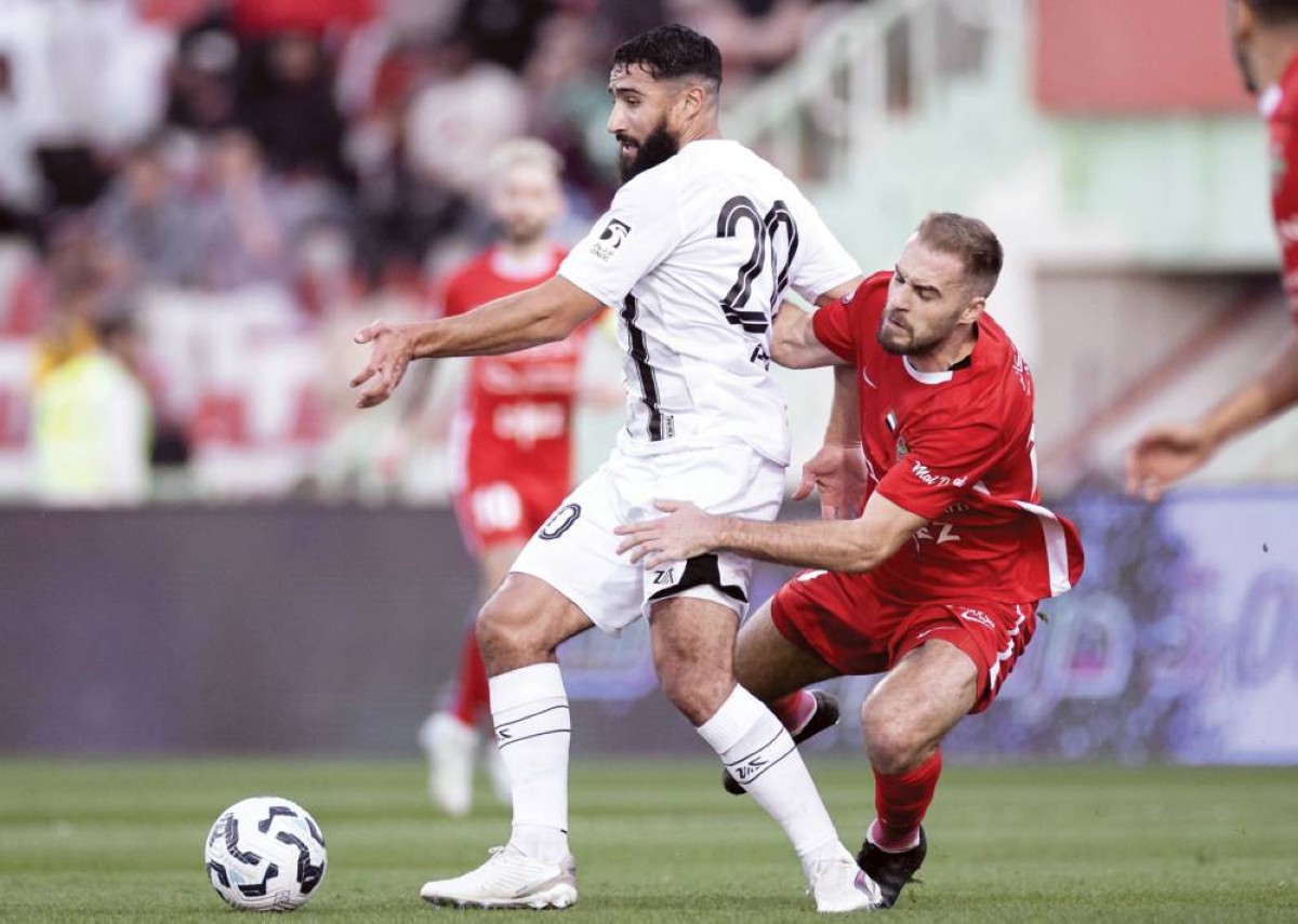 من لقاء شباب الأهلي والجزيرة في الدور الأول