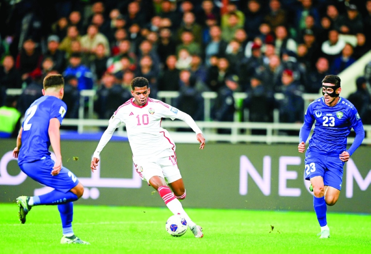 يحيى الغساني نجم منتخب الإمارات وحلم المونديال 
