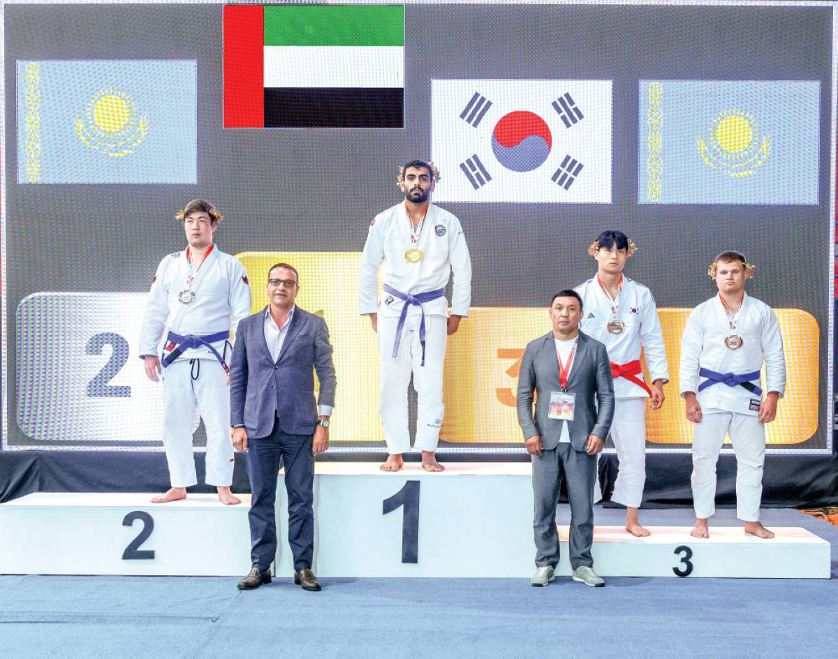 جانب من تتويج الأبطال في منافسات البطولة