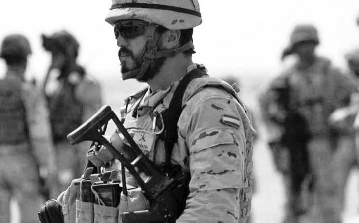 1982 إسبانيا تصبح العضو الـ16 في حلف «الناتو».