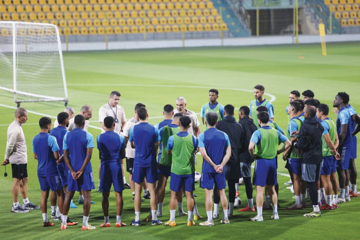 تدريبات منتخبنا في استاد زعبيل بدبي