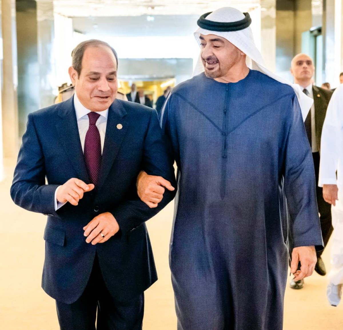 محمد بن زايد مرحباً بالرئيس المصري