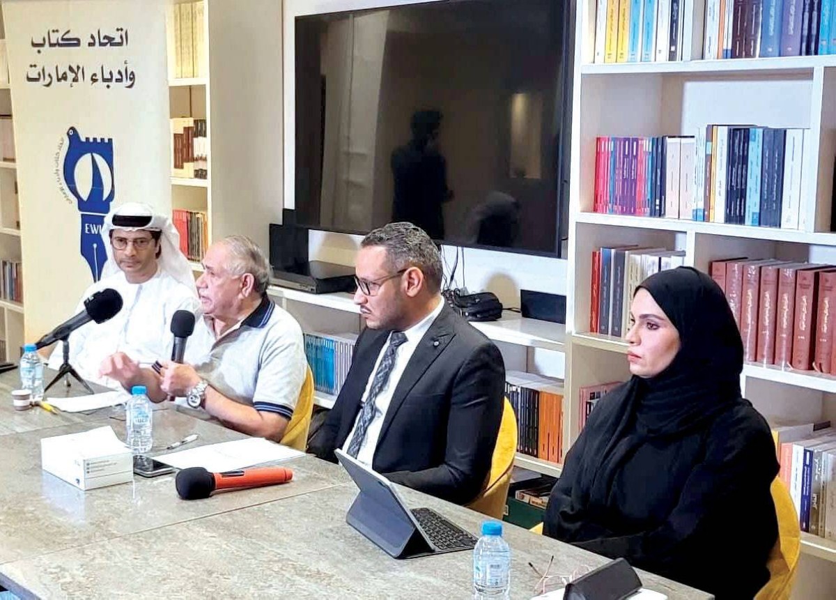 مريم الهاشمي وعبدالفتاح صبري ومحسن سليمان ومحمود بكري خلال الجلسة