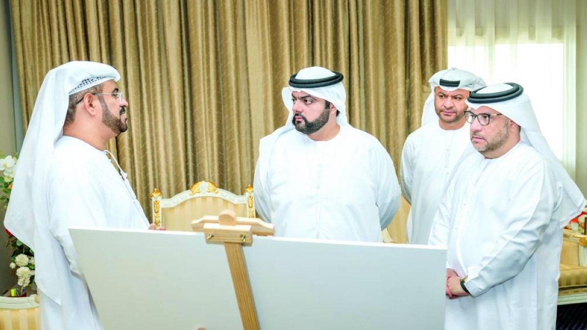 ولي عهد الفجيرة يطلع على أبرز المشاريع التنموية