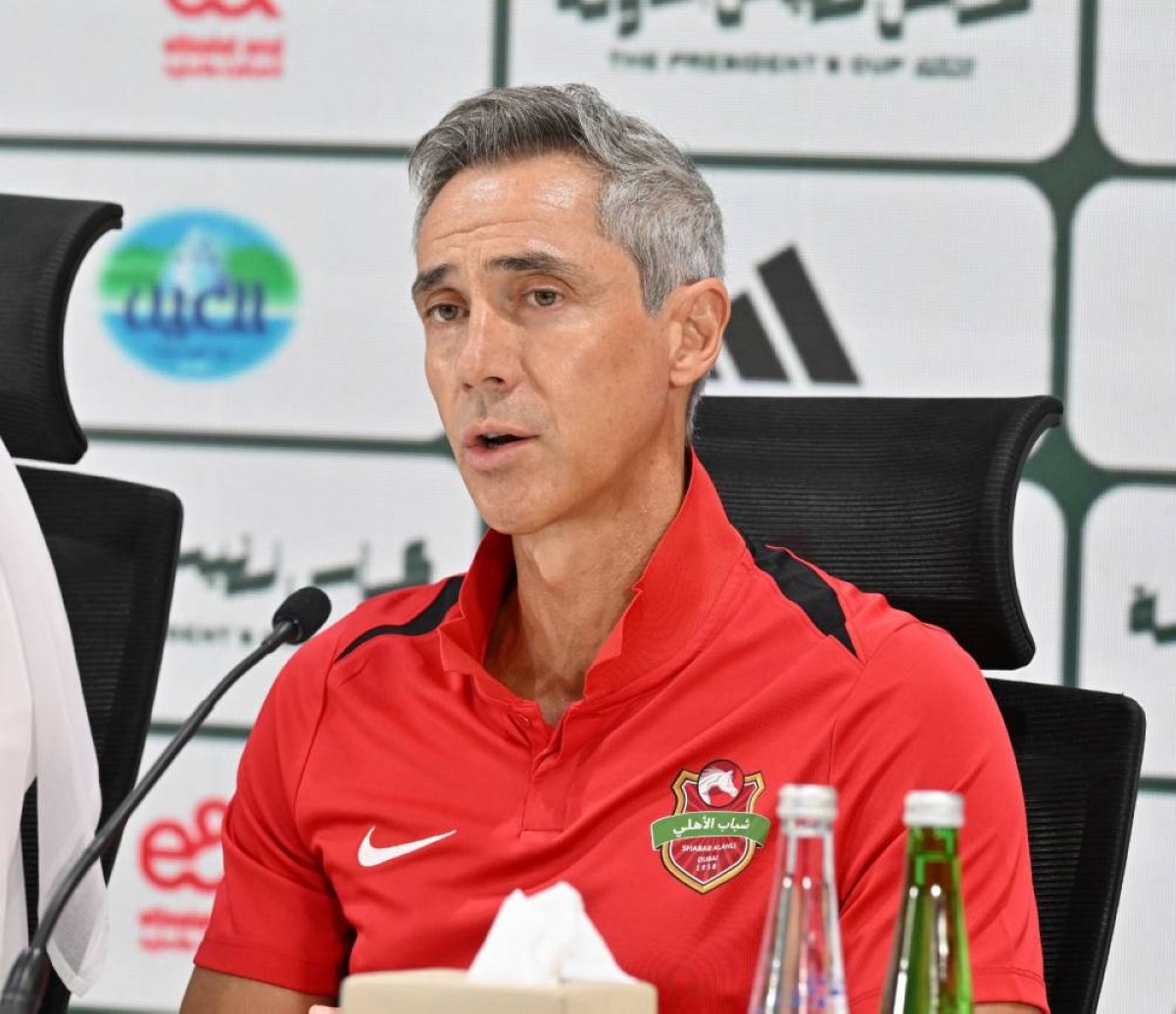 البرتغالي باولو سوزا مدرب شباب الأهلي