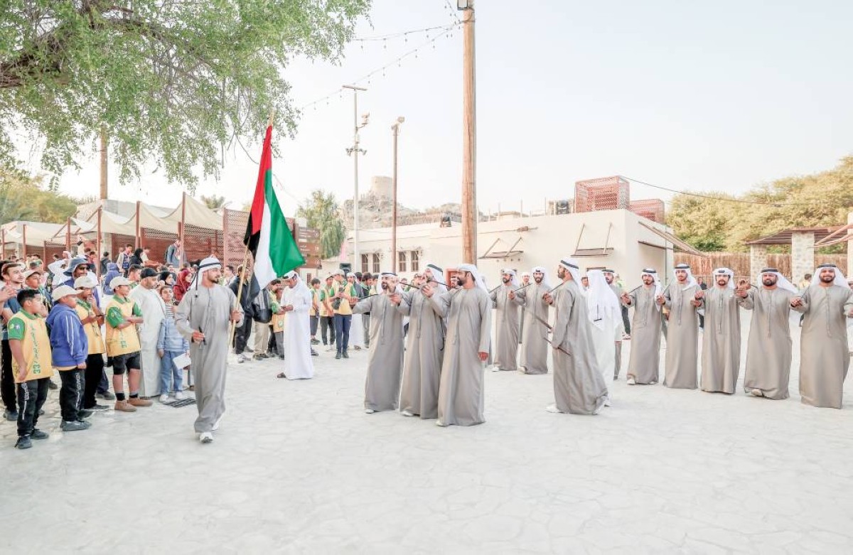 المهرجانات الثقافية في الإمارات تنشر المعرفة وتربط الأجيال بتراثها 