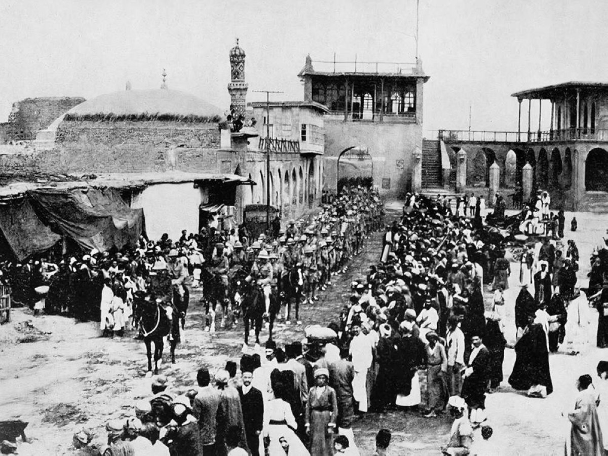 1920 -  اندلاع ثورة العشرين في العراق.