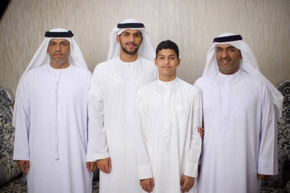 حميد عبيد: سأدرس تخصص الطيران.. وفرحة التخرج تستحق كل تعب وجهد