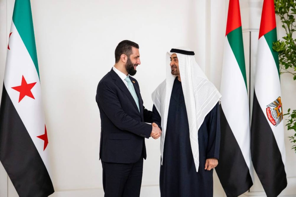 محمد بن زايد يستقبل الرئيس السوري