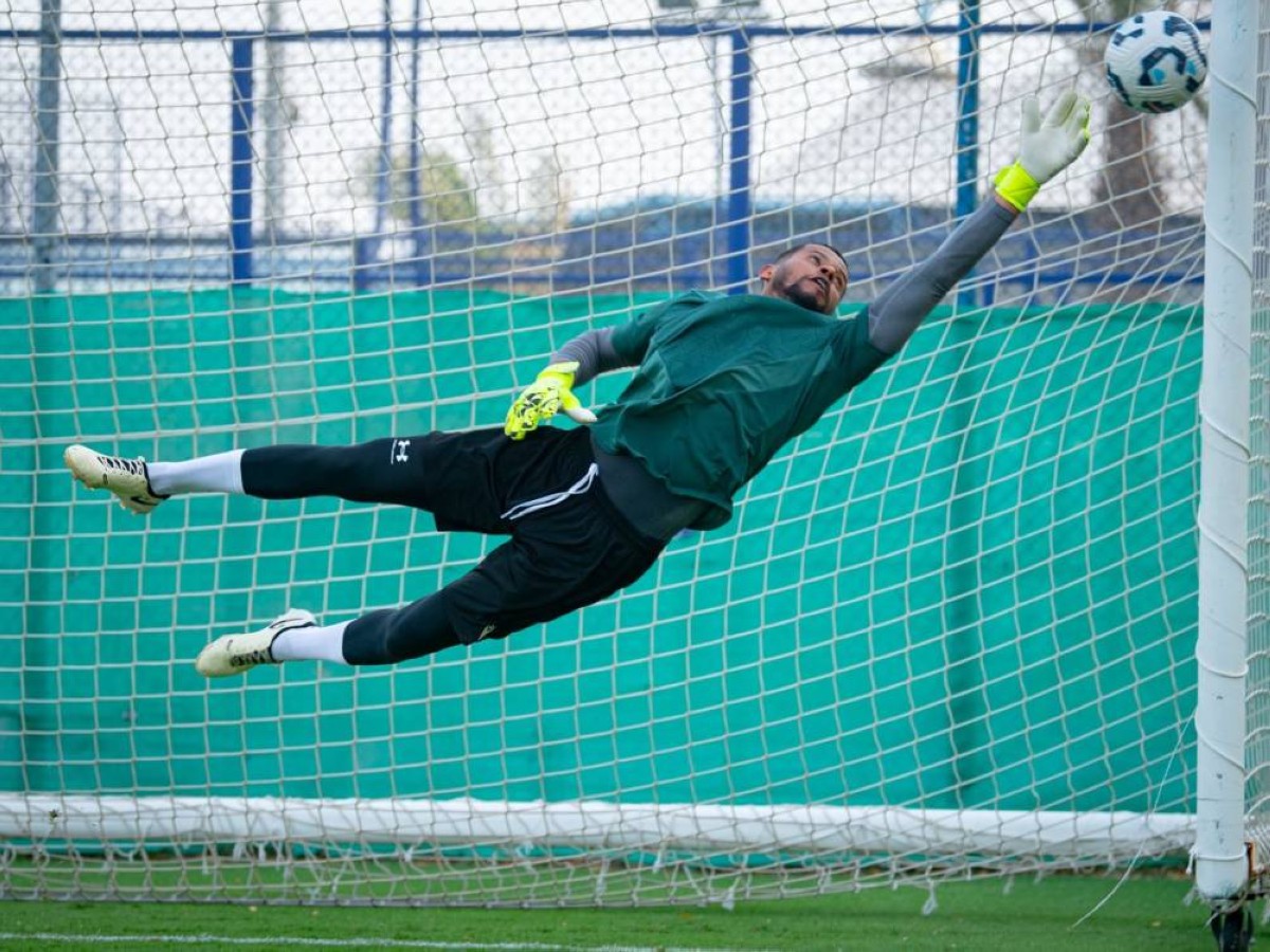 فهد الظنحاني خلال تحضيرات بني ياس للموسم الجديد