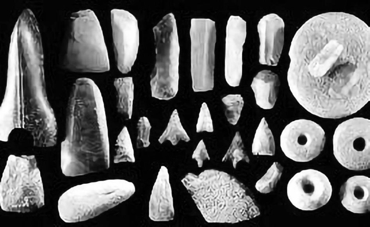 2018 -  علماء يكتشفون أدوات حجرية يعود تاريخها لـ 2.1 مليون سنة في موقع شانغشن الأثري في الصين.