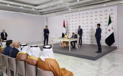 بحضور أحمد الشرع: موانئ دبي العالمية توقع اتفاقية بـ 800 مليون دولار لتعزيز البنية التحتية للموانئ السورية
