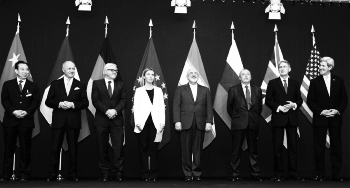 2015 التوقيع على اتفاق النووي الإيراني بين مجموعة 5 + 1 وطهران.
