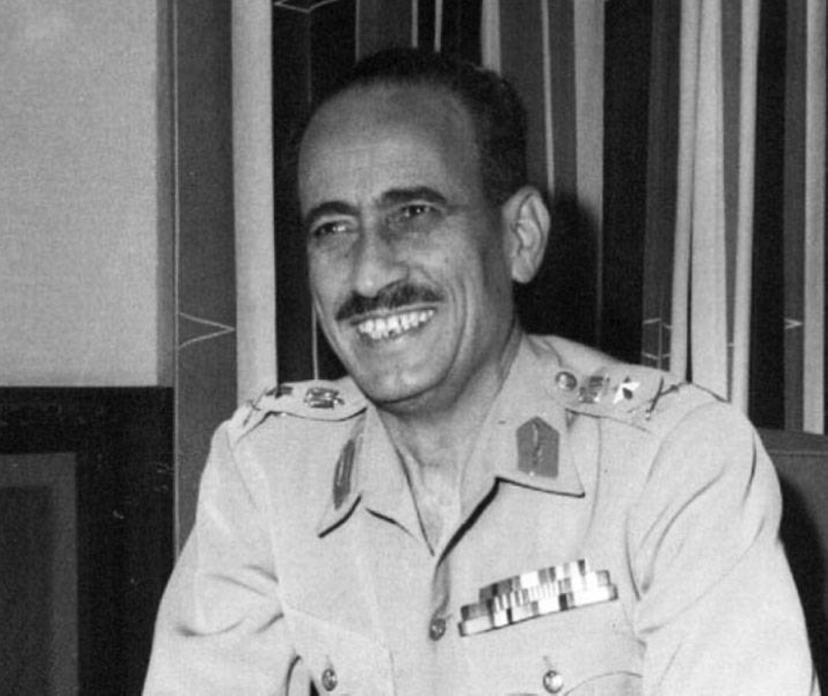 1968 حزب البعث يتولى السلطة في العراق بانقلاب عسكري أطاح بالرئيس عبدالرحمن عارف.