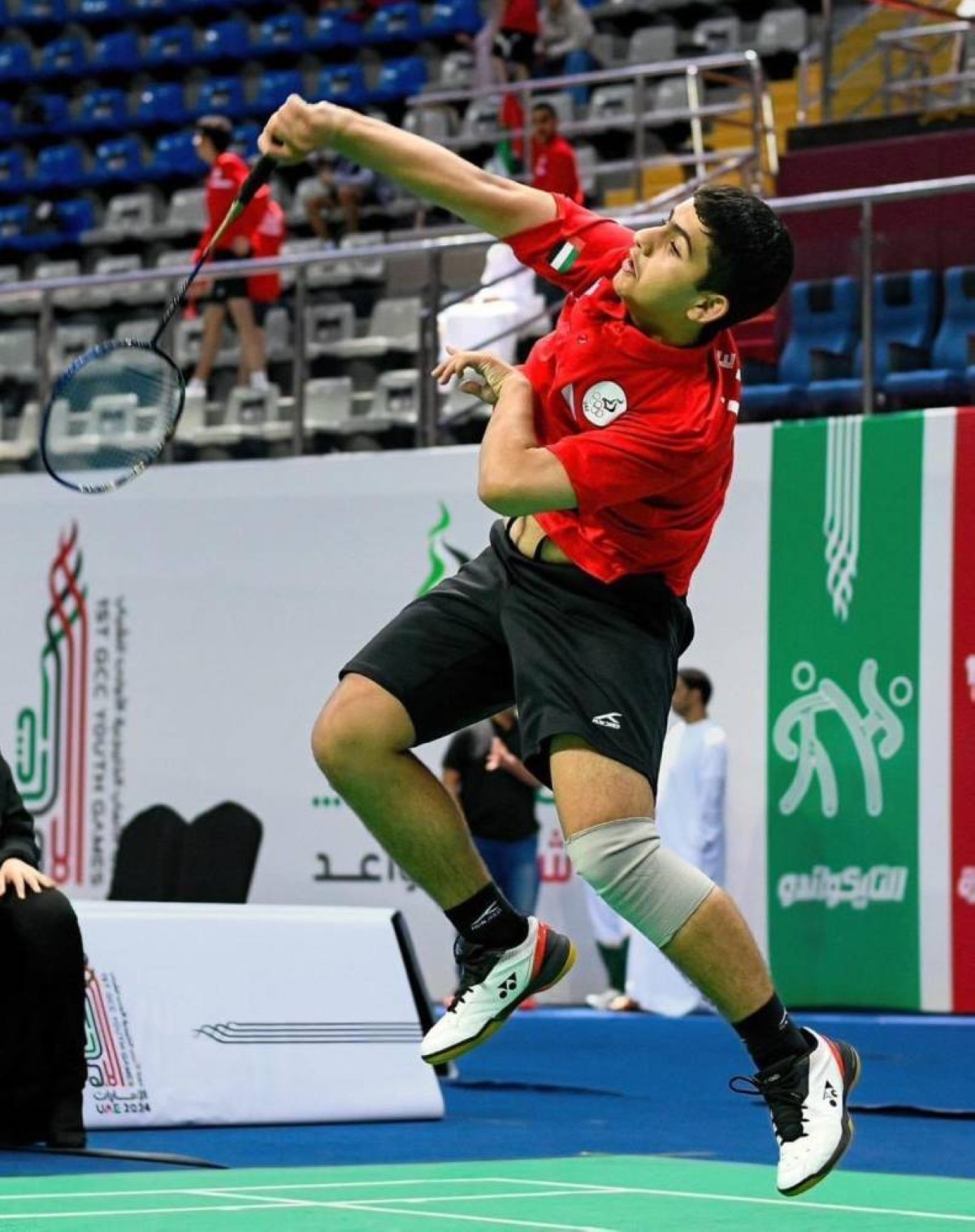 عبدالعزيز يحيى أول الغيث في مشوار «الريشة الإماراتية» نحو العالمية