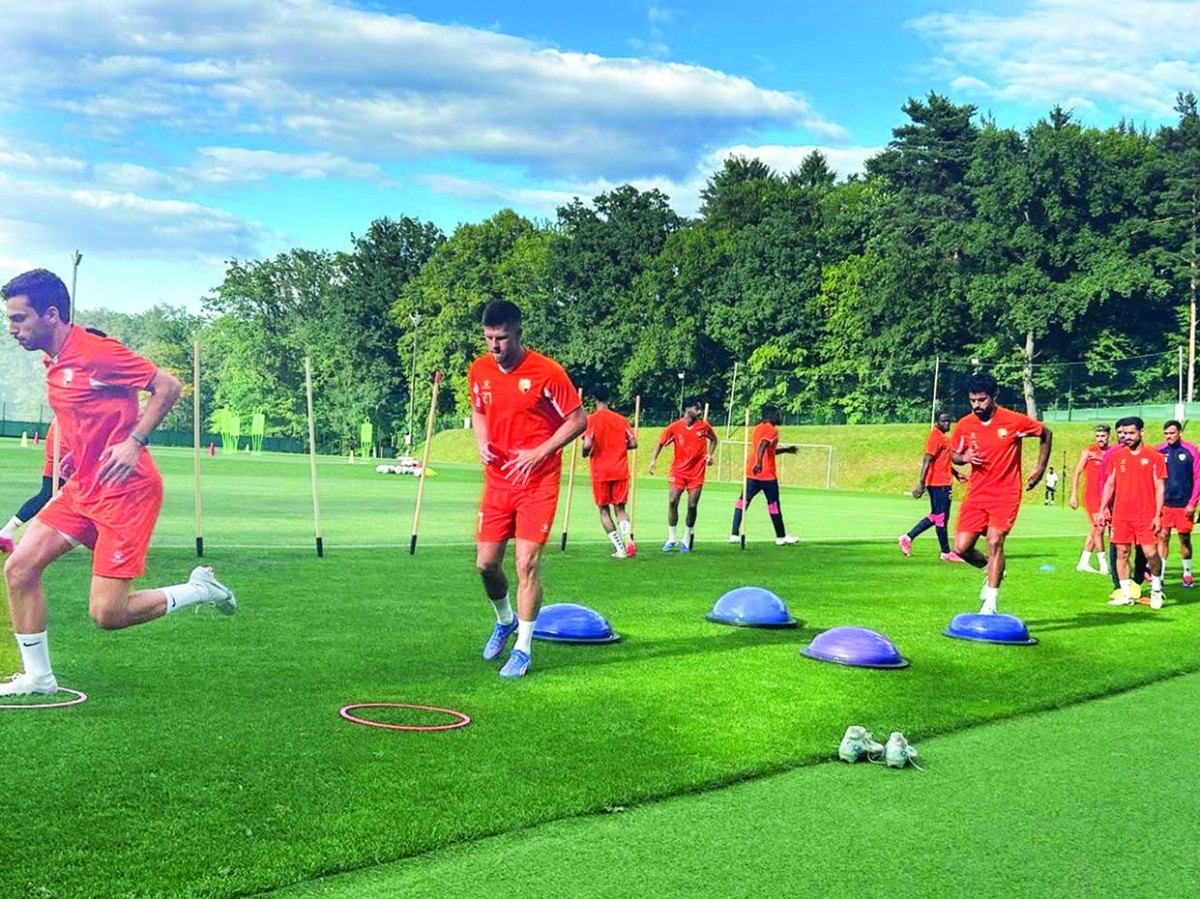 من تحضيرات الظفرة في معسكره الخارجي بسلوفينيا 