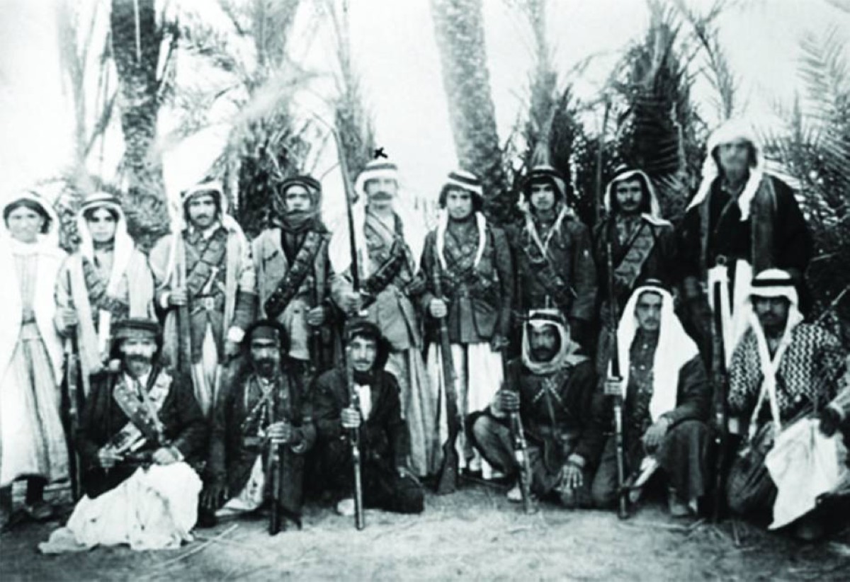 1925 -  اندلاع الثورة السورية الكبرى بقيادة سلطان باشا الأطرش ضد الانتداب الفرنسي.