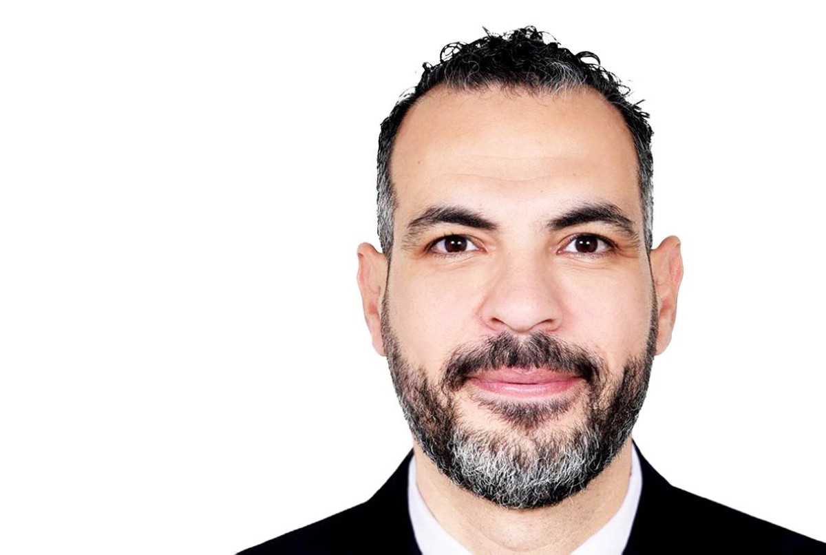  أحمد عرفات
