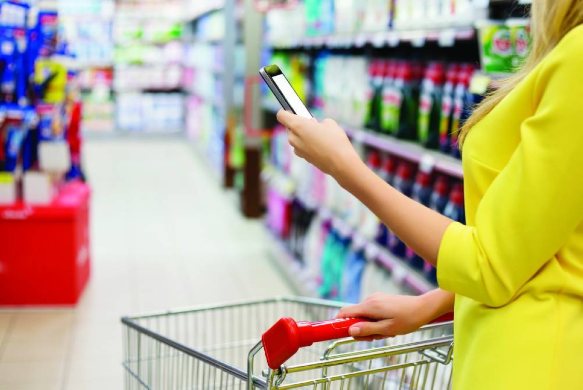 إقبال كبير على تطبيقات التسوق الإلكتروني