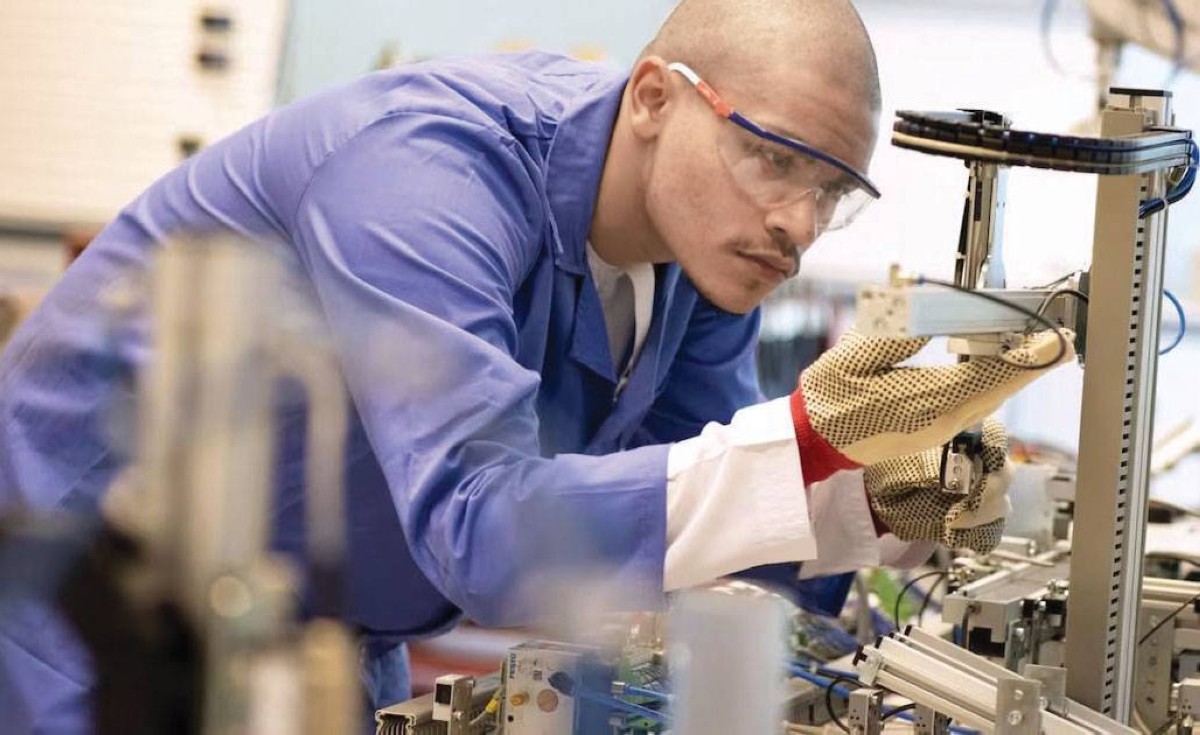 زخم قوي للقطاع الخاص في دبي خلال شهر يوليو