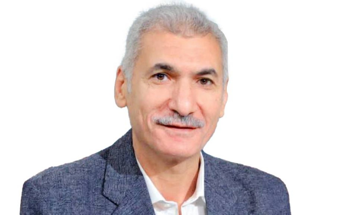 شريف صالح: الإبداع كالطير لا يغني إلا إذا كان حراً في السماء وفوق كل سياج