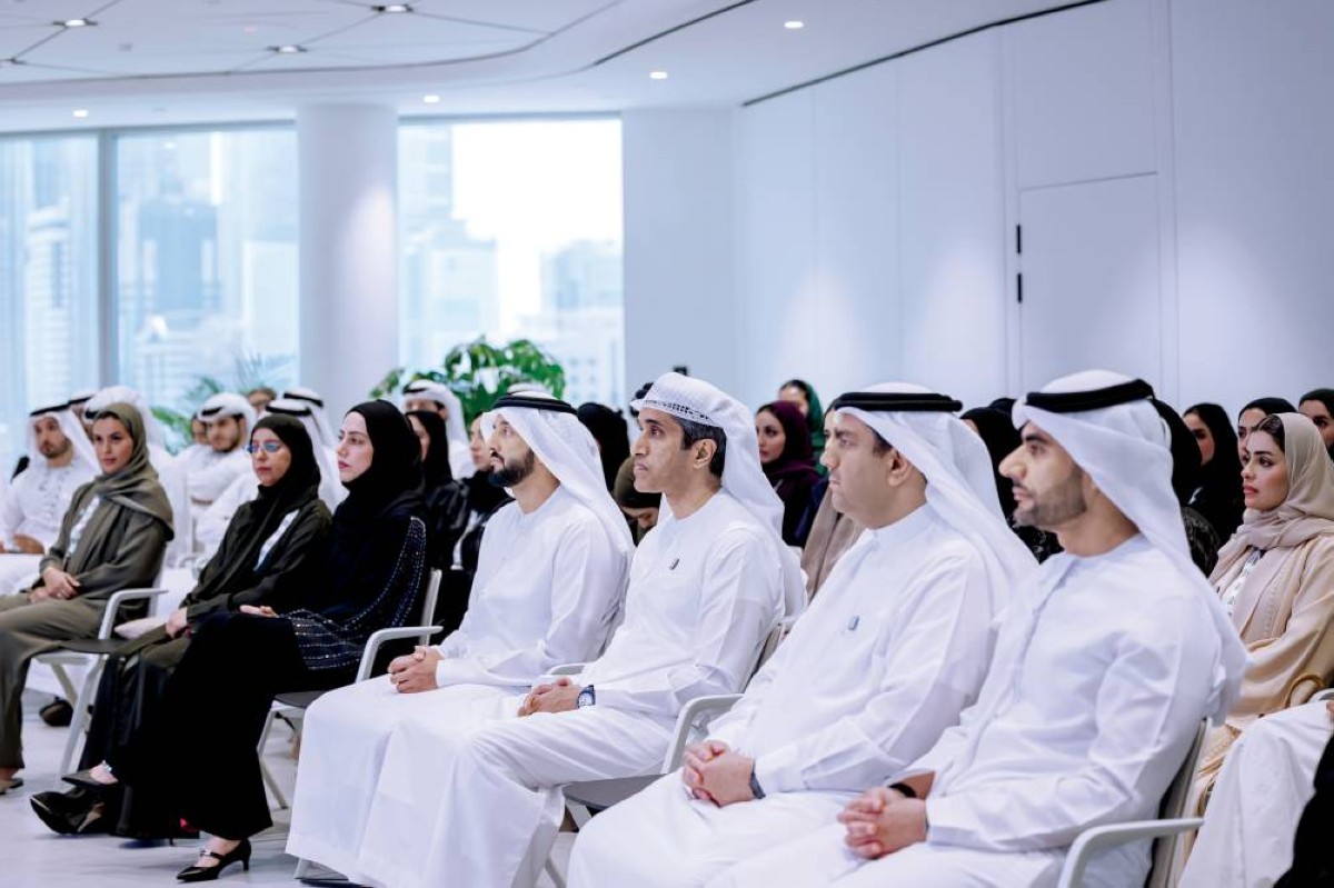 سلطان النيادي وعبدالله البسطي وعائشة ميران وعامر الشريف ويونس آل ناصر والحضور