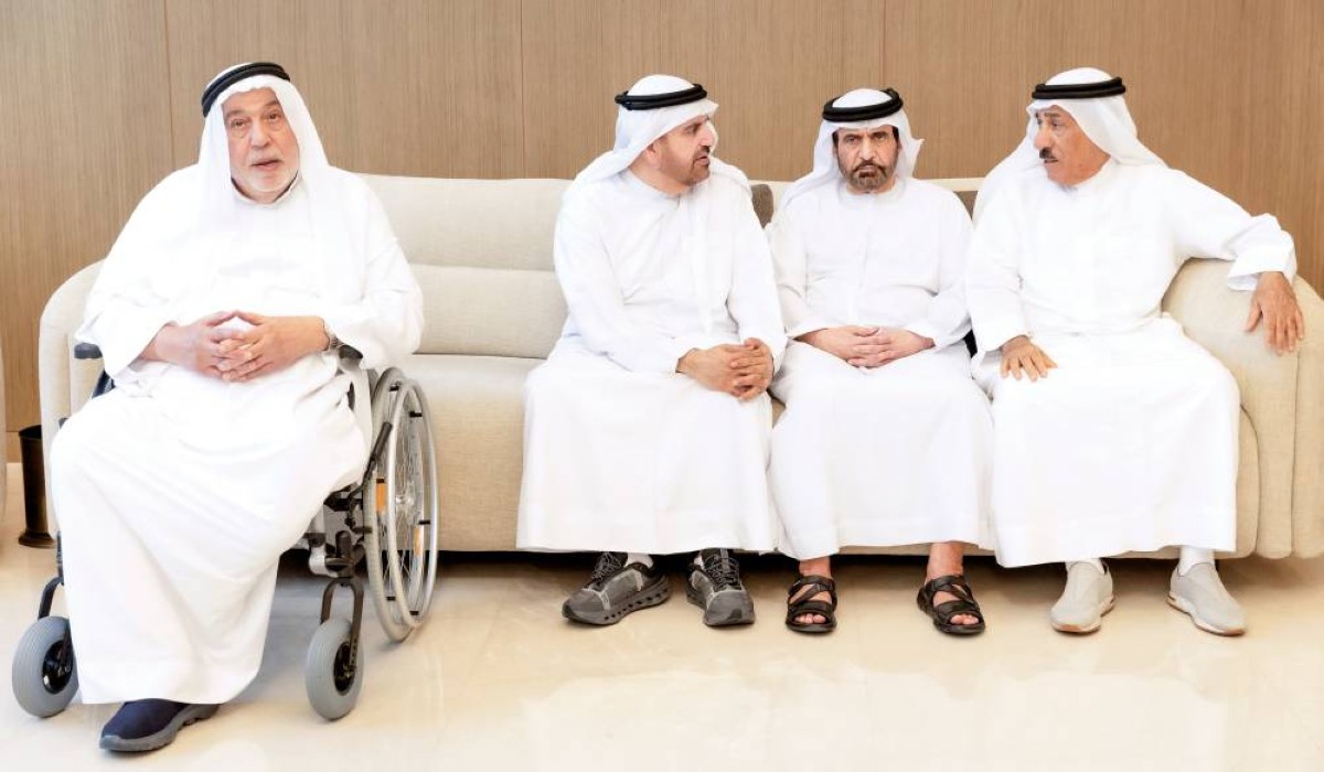 جمال بن حويرب وعلي الشعفار خلال مجلس العزاء