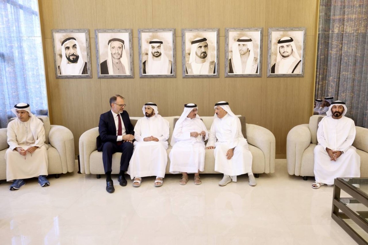 حشر آل مكتوم يعزي علي الشعفار وسيف الشعفار 