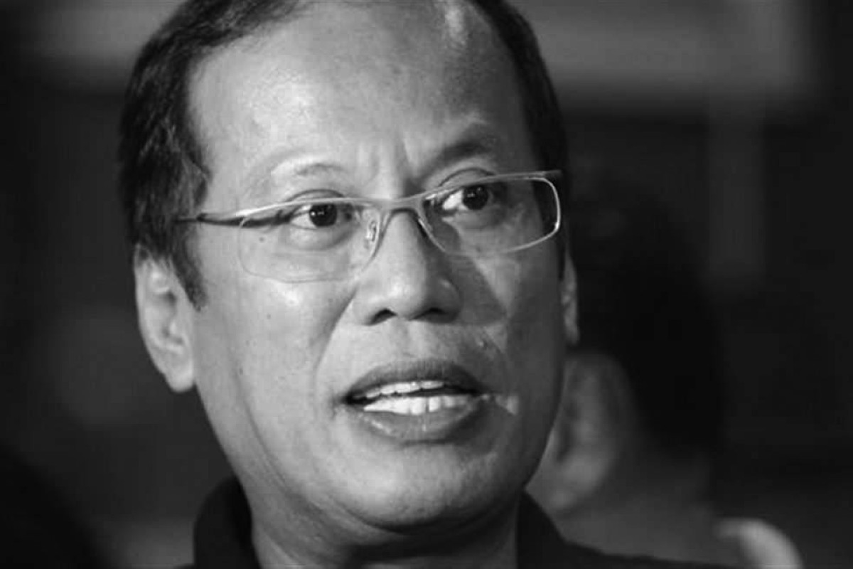 1983 اغتيال زعيم المعارضة الفلبينية بنينو أكينو في مطار مانيلا.