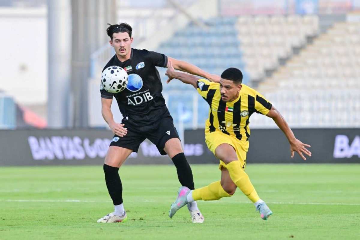 هدف متأخر من ركلة جزاء يمنح كلباء الفوز على بني ياس