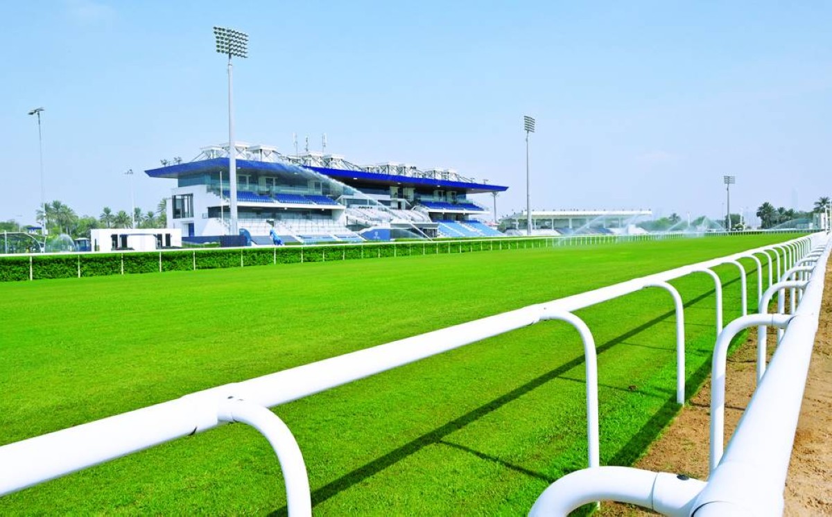 مضمار عشبي يشهد أقوى السباقات 