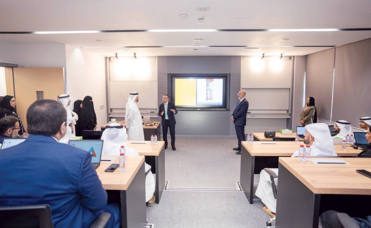 سعيد الطاير خلال تدشين المركز