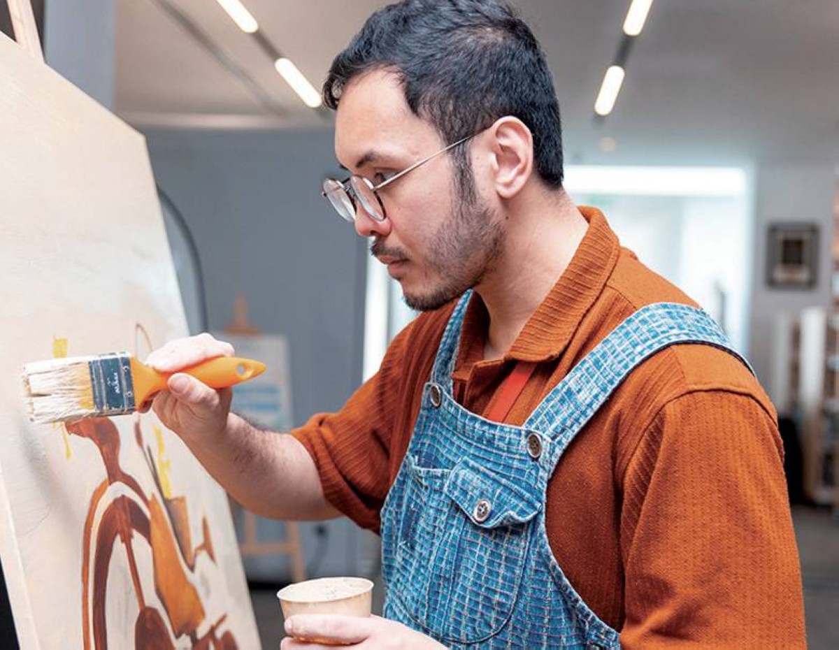 الفعالية تمكن المبدعين من صقل مهاراتهم