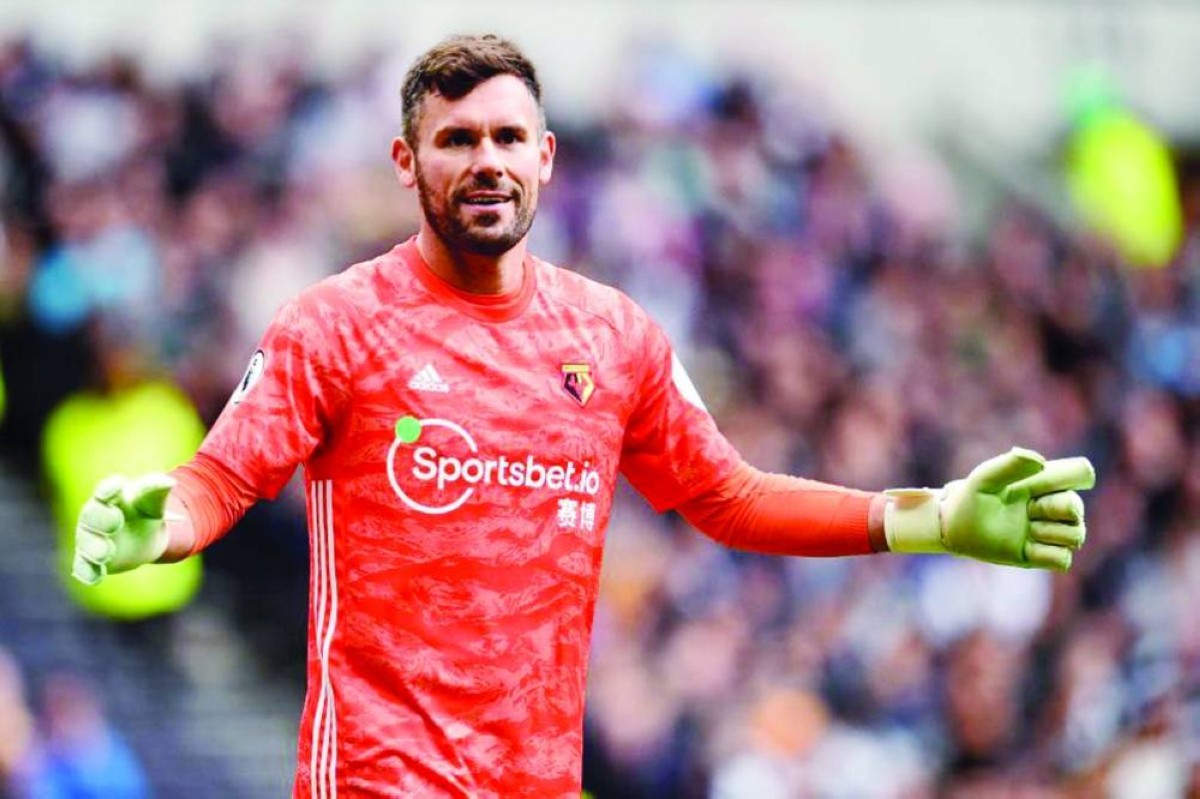 عقود اللاعبين.. بنود غريبة وطلبات عجيبة