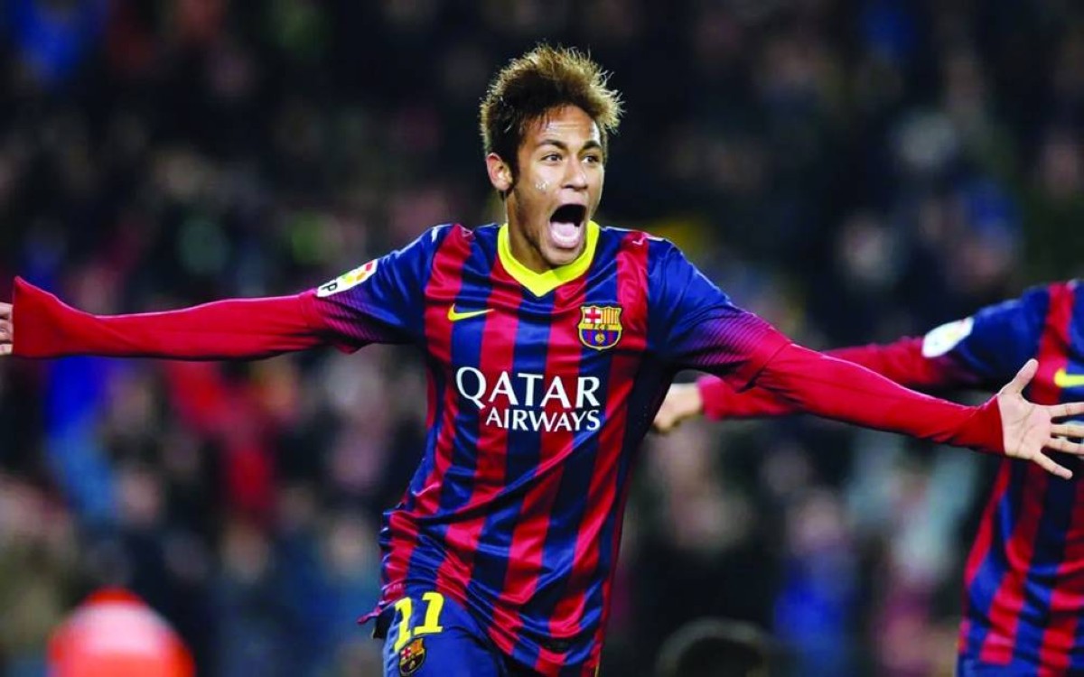 عقود اللاعبين.. بنود غريبة وطلبات عجيبة