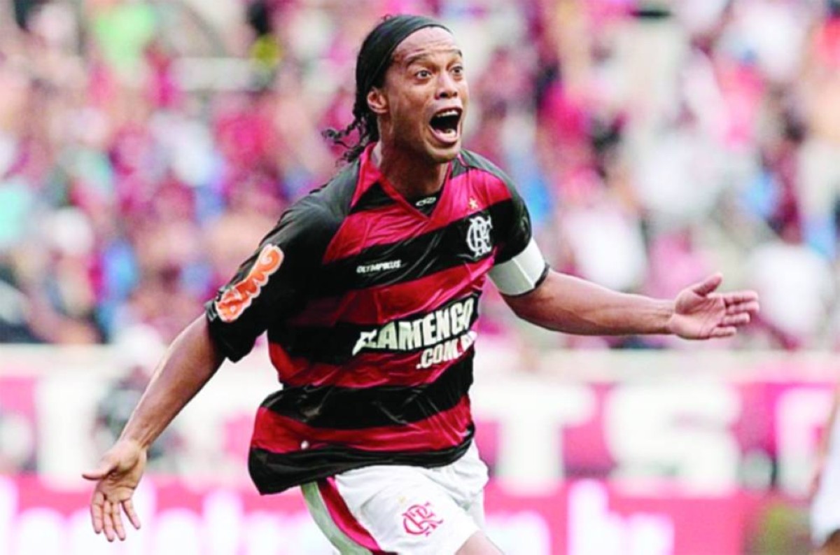 عقود اللاعبين.. بنود غريبة وطلبات عجيبة