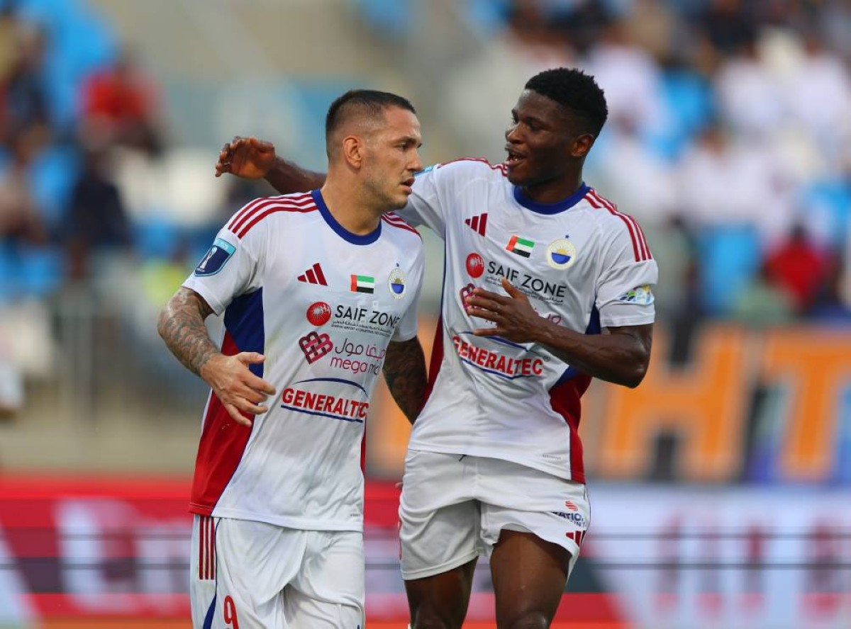 الشارقة يكرر فوزه على دبا ويضع قدماً في ربع نهائي كأس المحترفين