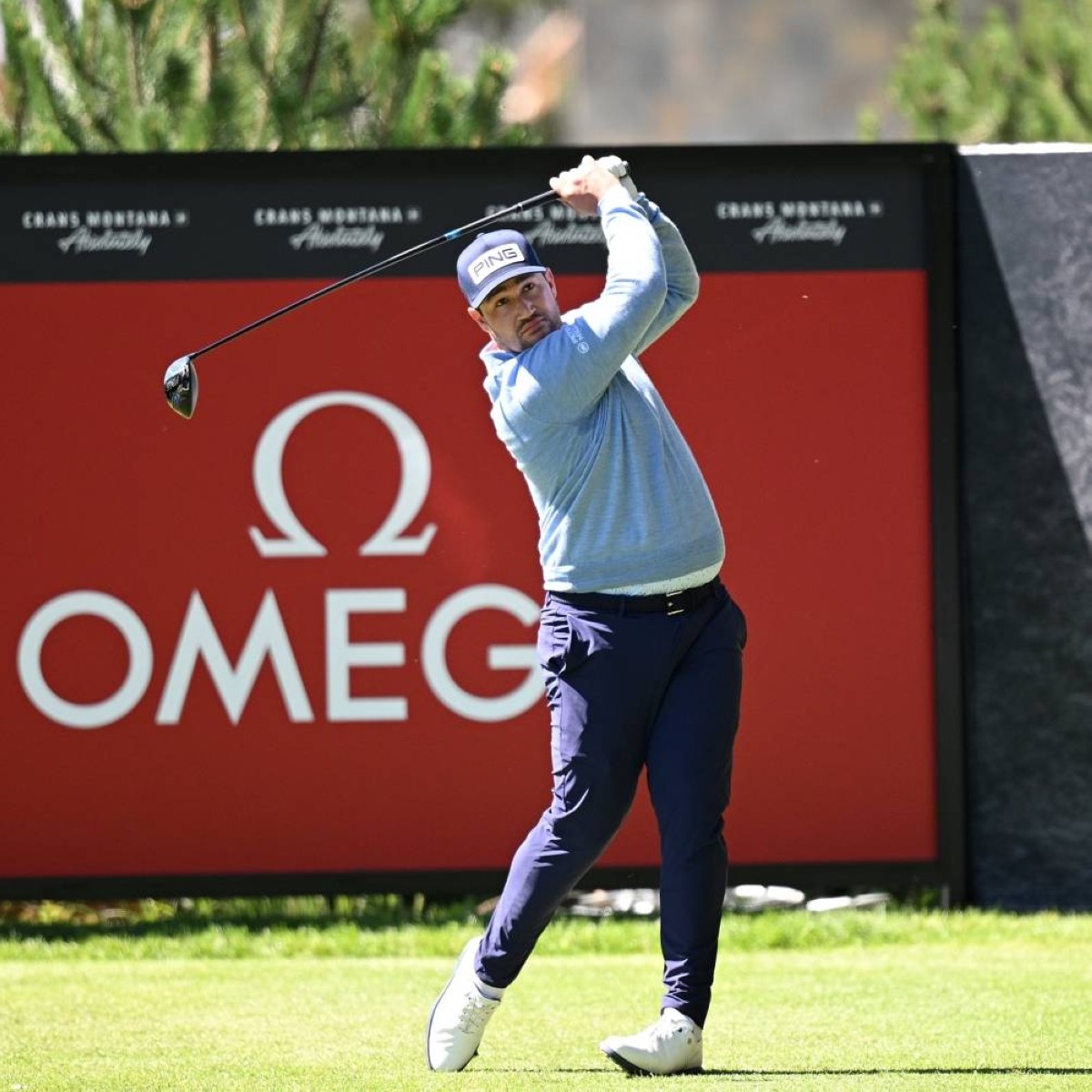 لورانس يحصد لقب جولة «دي بي ورلد للغولف» ويقترب من «السباق إلى دبي»