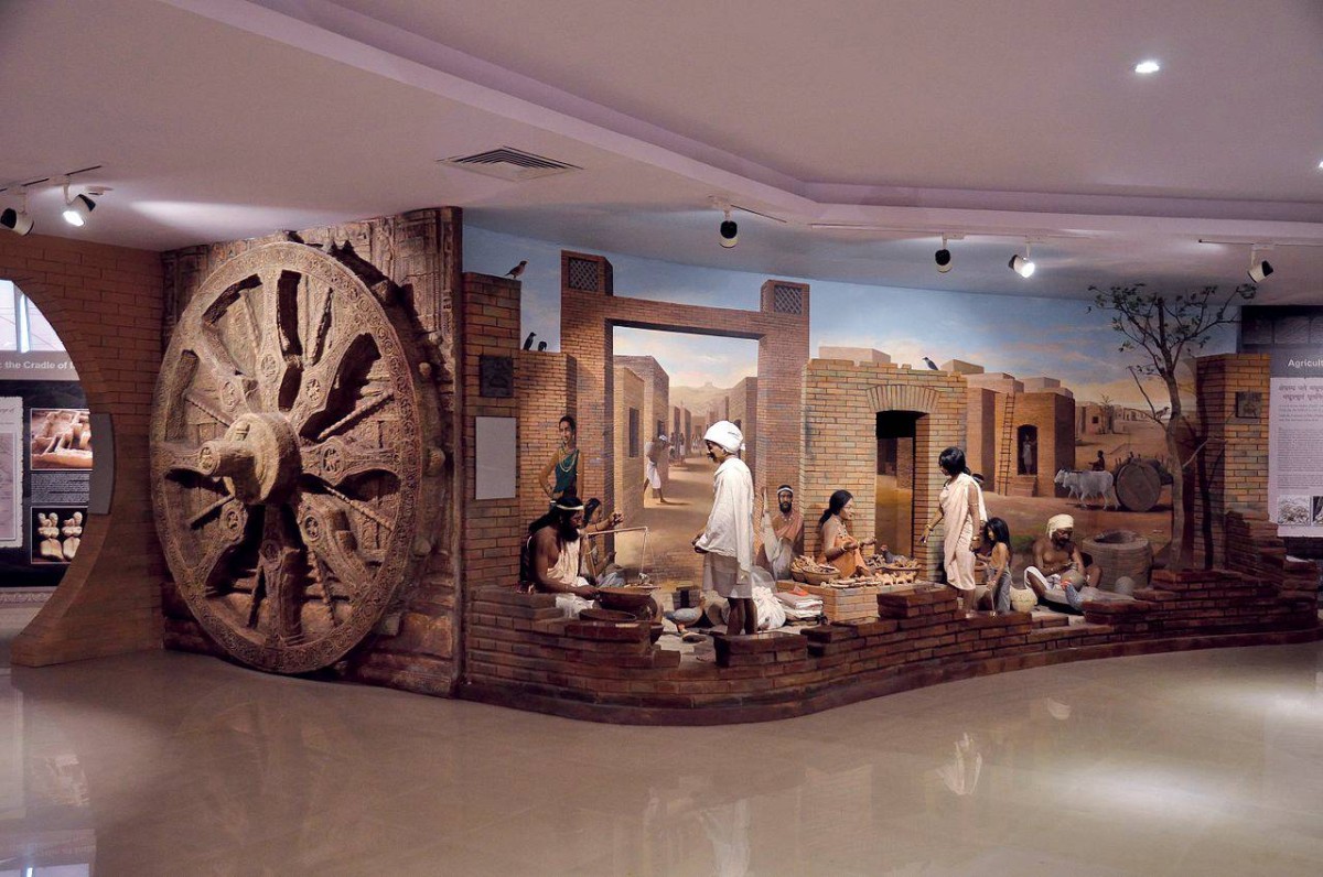 المتاحف العربية.. منارات ثقافية أم خزائن للقطع الأثرية؟